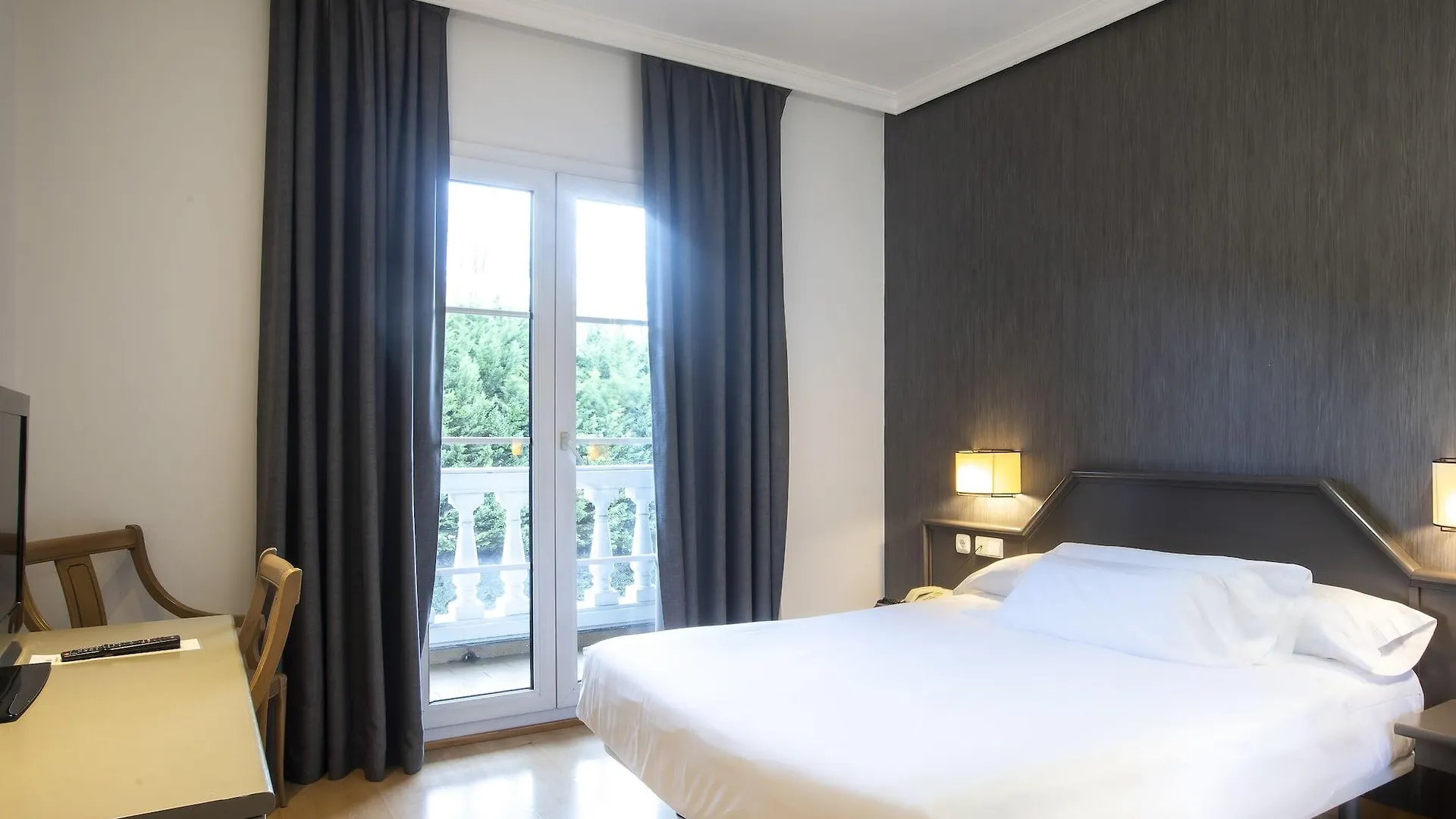 Hotel Urdanibia Park Irun