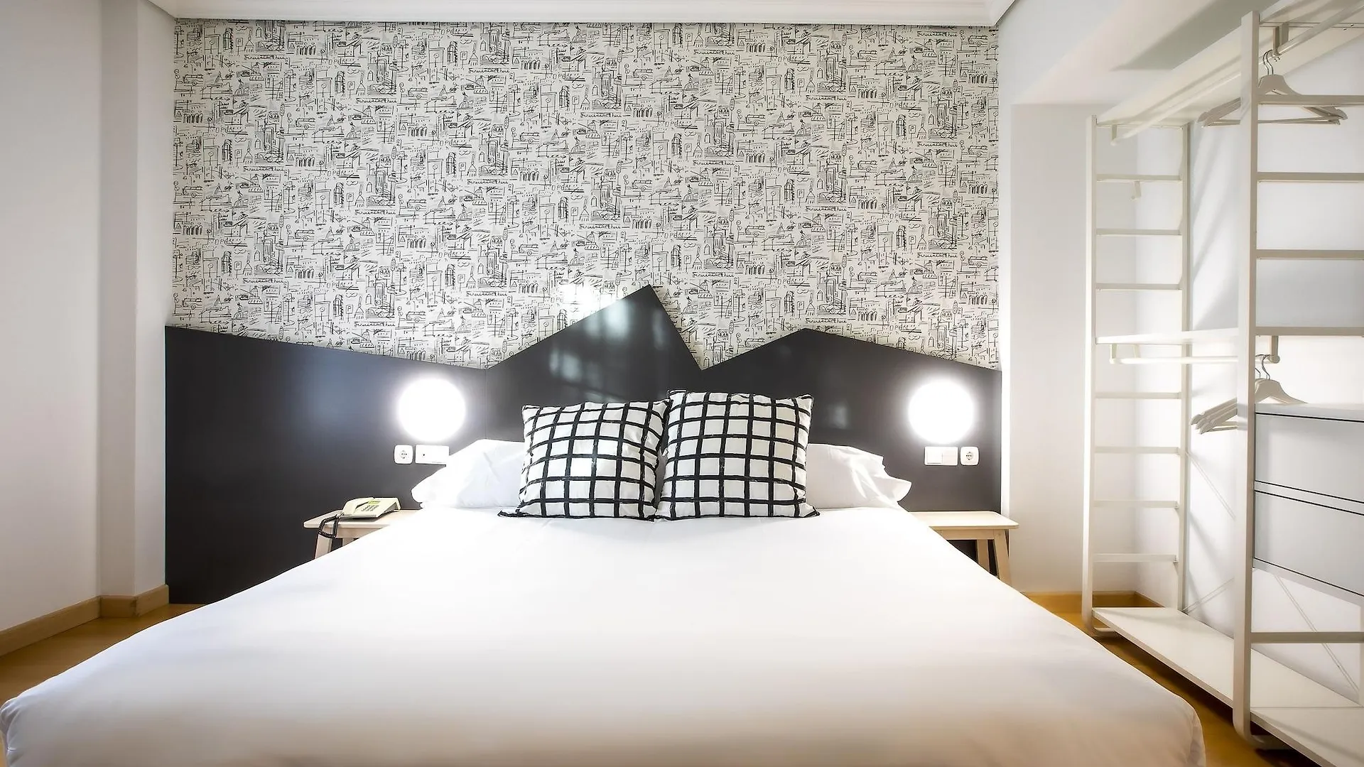 ***  Hotel Urdanibia Park Ирун Испания