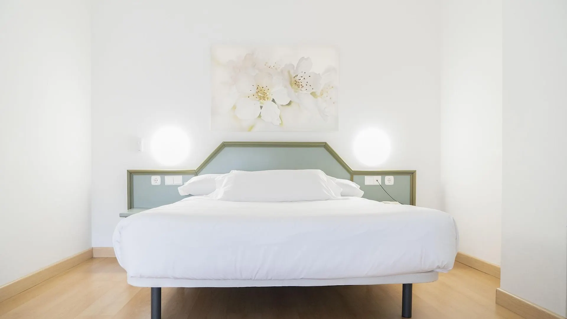 Hotel Urdanibia Park Ирун